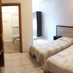 Salus Otel